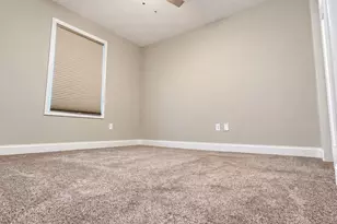 1003 Laurel Hill Dr, West Homestead, PA 15120 - Photo 14