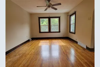 8210 Eleanor St, Pittsburgh, PA 15237 - Photo 8