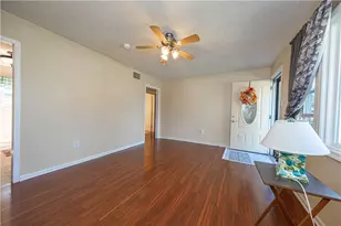 23 Walnut St, Brighton Township, PA 15009 - Photo 8