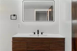 2810 Edwards Wy, Pittsburgh, PA 15203 - Photo 24