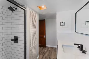 2810 Edwards Wy, Pittsburgh, PA 15203 - Photo 16