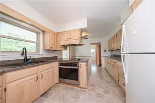 2030 Dutch Ridge Rd, Brighton Township, PA 15009 - Photo 8