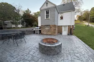 695 Roosevelt Rd, Kilbuck Twp, PA 15237 - Photo 2