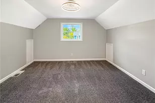 2019 Martha St, South New Castle Boro, PA 16101 - Photo 12