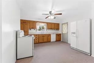 288 Cleveland Ave, Uniontown, PA 15401 - Photo 10