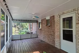 405 Center New Texas Rd, Pittsburgh, PA 15239 - Photo 18