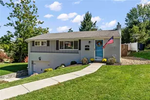 128 Winifred Dr, Pittsburgh, PA 15236 - Photo 2