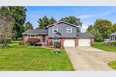 5805 Daniel Drive, Hermitage, PA 16148 - Photo 2