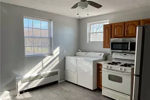 901 1st Ave, Conway, PA 15027 - Photo 2