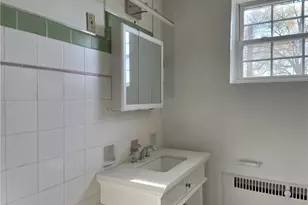 901 1st Ave, Conway, PA 15027 - Photo 8