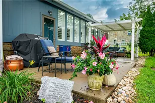 26 E Pittsburgh St, Delmont, PA 15626 - Photo 4