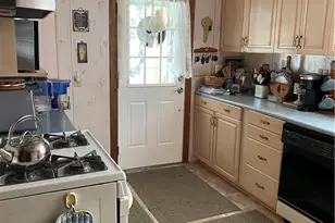 859 Old National Pike, Centerville, PA 15417 - Photo 6