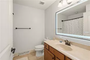 107 Hibernia Dr, Lancaster Township, PA 16037 - Photo 24