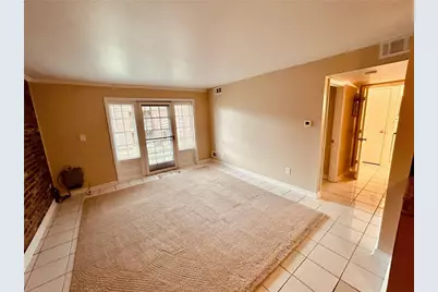 930 Margarite Dr #K, Scott Township, PA 15216 - Photo 2