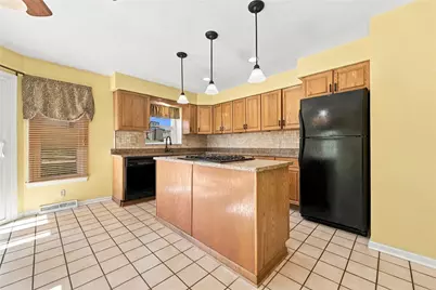 213 Chris Dr, Penn Twp, PA 15642 - Photo 6