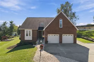 213 Chris Dr, Penn Twp, PA 15642 - Photo 40