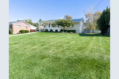 2002 Nippert Avenue, Chippewa Township, PA 15010 - Photo 2