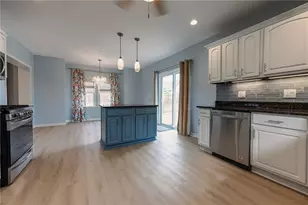 200 Grove Ave, Ross Twp, PA 15229 - Photo 14