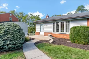 188 Arla Dr, Green Tree, PA 15220 - Photo 4