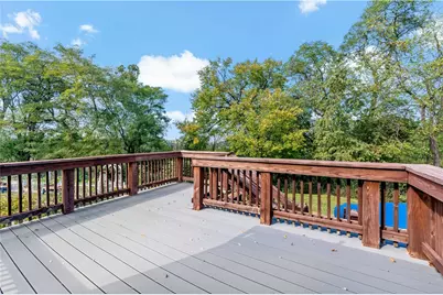 188 Arla Dr, Green Tree, PA 15220 - Photo 16