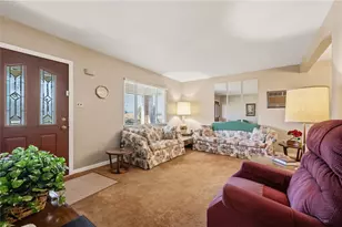 1822 Outlook Dr, Pittsburgh, PA 15147 - Photo 6