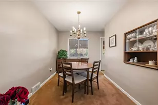1822 Outlook Dr, Pittsburgh, PA 15147 - Photo 10
