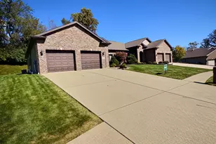 1213 Bedford Road, North Huntingdon, PA 15642 - Photo 2