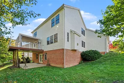 824 Westminster Ln, Cranberry Township, PA 16066 - Photo 2