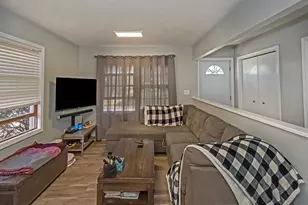 136 S Jackson St S, Evans City, PA 16033 - Photo 6