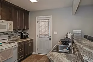 136 S Jackson St S, Evans City, PA 16033 - Photo 10