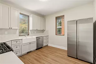 214 Castle Shannon Blvd, Pittsburgh, PA 15228 - Photo 8