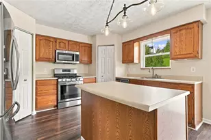 11893 Dartmoor Dr, North Huntingdon, PA 15642 - Photo 10