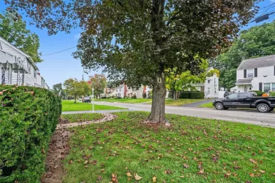 969 Bon Air Drive, Sharon, PA 16146 - Photo 2