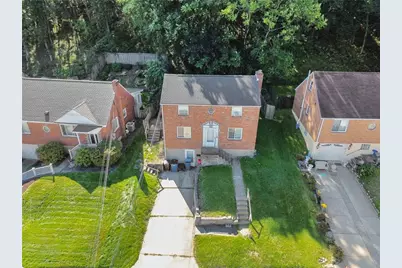 9242 Valley St, Pittsburgh, PA 15235 - Photo 2