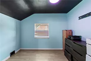 9242 Valley St, Pittsburgh, PA 15235 - Photo 16