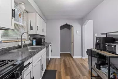 9242 Valley St, Pittsburgh, PA 15235 - Photo 8