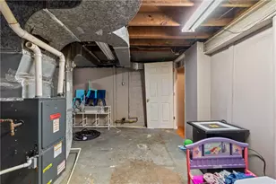 9242 Valley St, Pittsburgh, PA 15235 - Photo 20