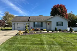 1136 Motor St, Shenango Township, PA 16101 - Photo 1