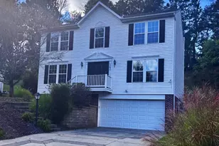 162 Janyce Dr, Hempfield Township, PA 15601 - Photo 2