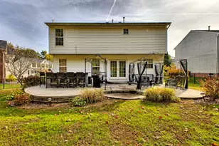 162 Janyce Dr, Hempfield Township, PA 15601 - Photo 4