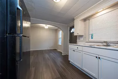 221 5th St, Ellwood City, PA 16117 - Photo 10