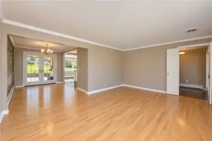 974 Greensburg Pike, Wilkins Township, PA 15112 - Photo 6