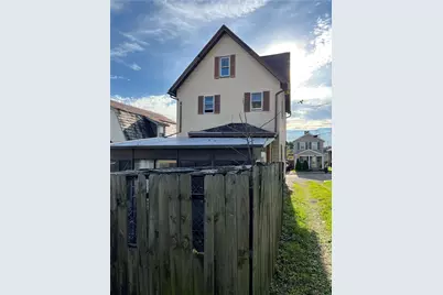 385 Pennsylvania Ave, Rochester, PA 15074 - Photo 30