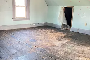 385 Pennsylvania Ave, Rochester, PA 15074 - Photo 20
