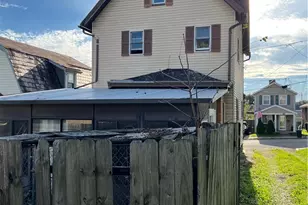 385 Pennsylvania Ave, Rochester, PA 15074 - Photo 30