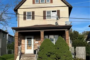 385 Pennsylvania Ave, Rochester, PA 15074 - Photo 1