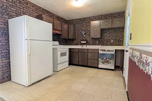 9999 Laurel Ave, North Huntingdon, PA 15642 - Photo 8