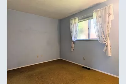 9999 Laurel Avenue, North Huntingdon, PA 15642 - Photo 10