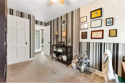 525 Westover Road, Pittsburgh, PA 15228 - Photo 22