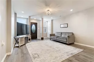 104 Pius St, Pittsburgh, PA 15203 - Photo 2